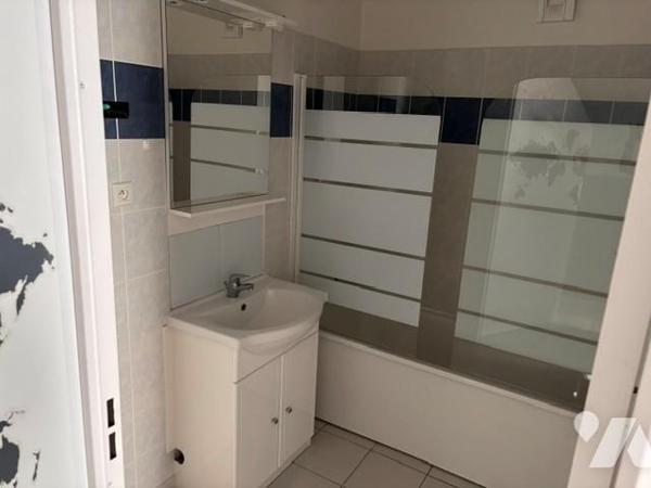 APPARTEMENT A VENDRE A LAVAL (53000)