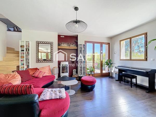 Auzeville-Tolosane - Villa 205 m²  - 8 pièces