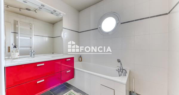 À vendre Appartement 3 pièces 71.27 m² - Lyon 69007