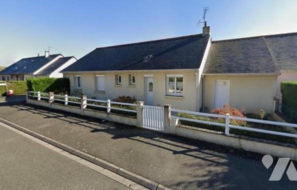 Un pavillon sur LA FLECHE (Sarthe) 