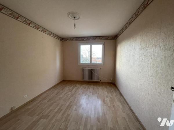 REZE À vendre – Appartement 3 pièces avec balcon, cave et garage