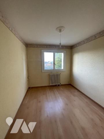 REZE À vendre – Appartement 3 pièces avec balcon, cave et garage