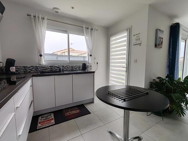 Maison à vendre 7 pièces L'HERBERGEMENT (85)