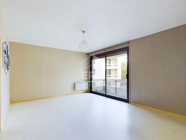 Spacieux T4 de 84 m² avec balcon et parking à Onet-le-Château