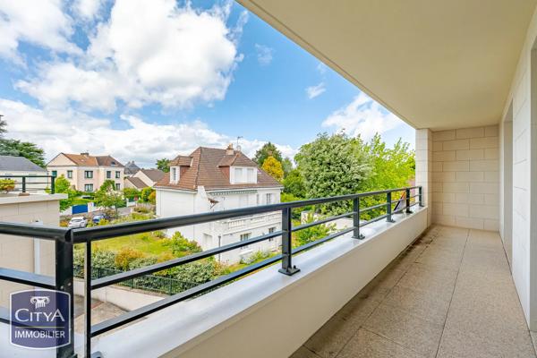 Appartement à vendre 3 pièces 59m² Saint-Cyr-sur-Loire (37540)