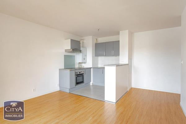 Appartement à vendre 3 pièces 59m² Saint-Cyr-sur-Loire (37540)