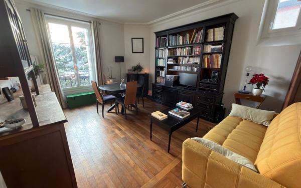 Appartement à vendre    3 pièces • 62,52 m2 Saint-Maur-des-Fossés