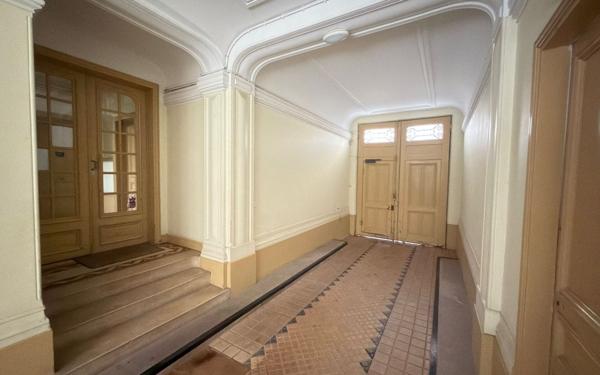 Appartement à vendre    3 pièces • 62,52 m2 Saint-Maur-des-Fossés