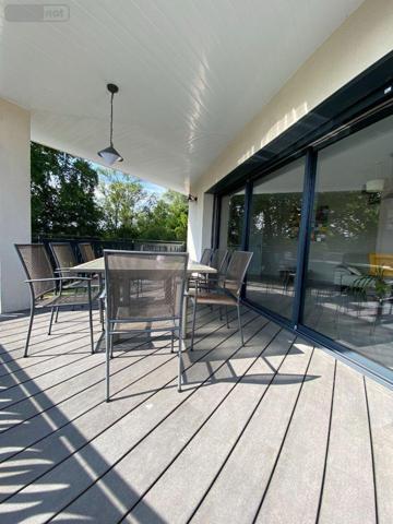 Villa à vendre à Les Billaux en Gironde (33500), ref : 11633/331