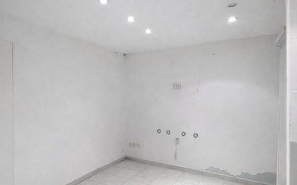 Maison à vendre    2 pièces •  Saint-Laurent-de-la-Salanque