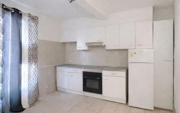 Maison à vendre    2 pièces •  Saint-Laurent-de-la-Salanque