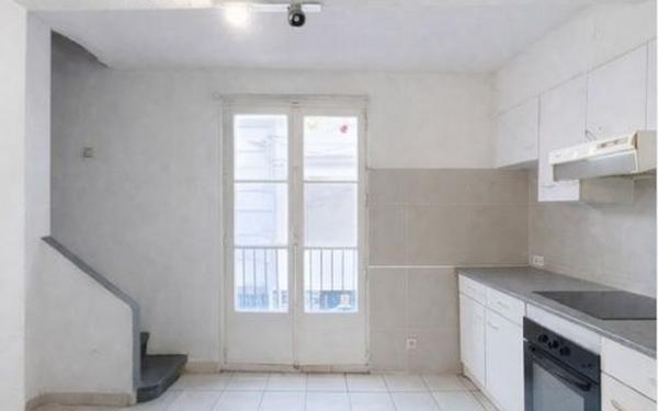 Maison à vendre    2 pièces •  Saint-Laurent-de-la-Salanque