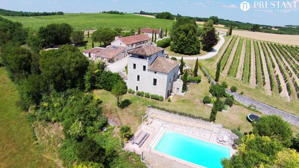 Hameau au coeur du Lot, à 25 minutes de Cahors – 900 m2 habitables sur 4 maisons., CAHORS