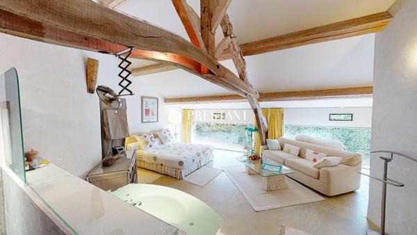 Hameau au coeur du Lot, à 25 minutes de Cahors – 900 m2 habitables sur 4 maisons., CAHORS