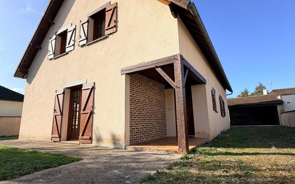 Maison à vendre    7 pièces • 147 m2 Lèves