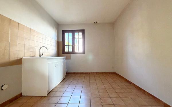 Maison à vendre    7 pièces • 147 m2 Lèves