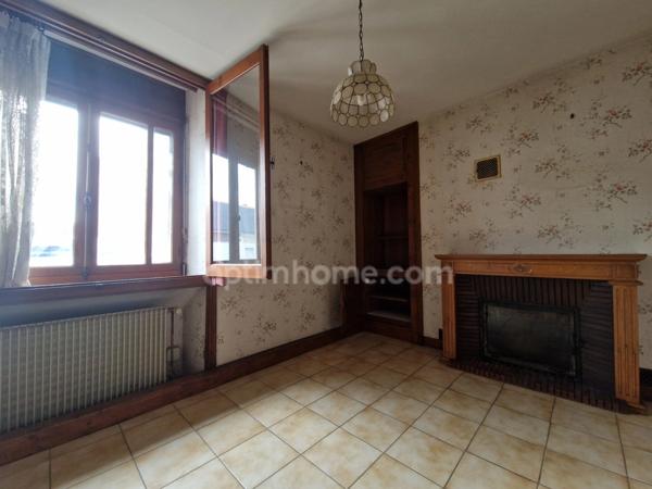 Maison de 220m² à MONNAIE (37), jusqu'à 7 chambres, possibilité de partie locative ou cabinet professionnel
