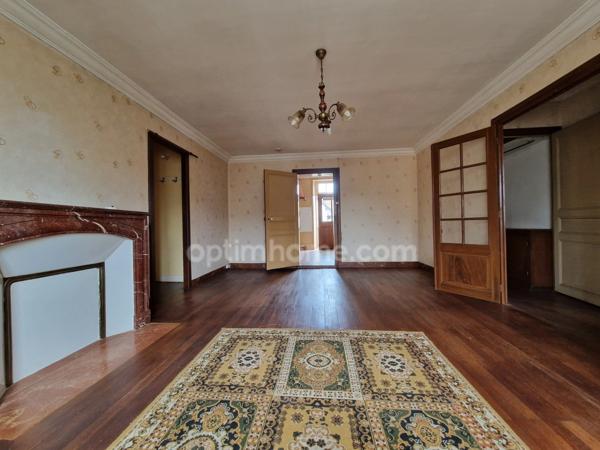 Maison de 220m² à MONNAIE (37), jusqu'à 7 chambres, possibilité de partie locative ou cabinet professionnel