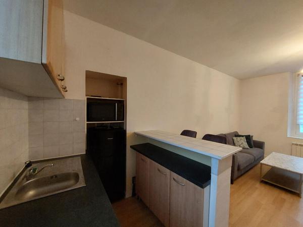 Appartement à louer Saint Nazaire : 2 pièces, 35m² avec 1 chambre(s) à 597€ - AJP Immobilier Saint-Nazaire
