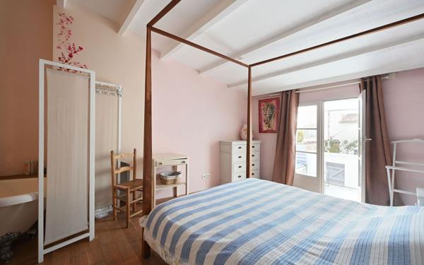 Maison à vendre    5 pièces •  Les Portes-en-Ré