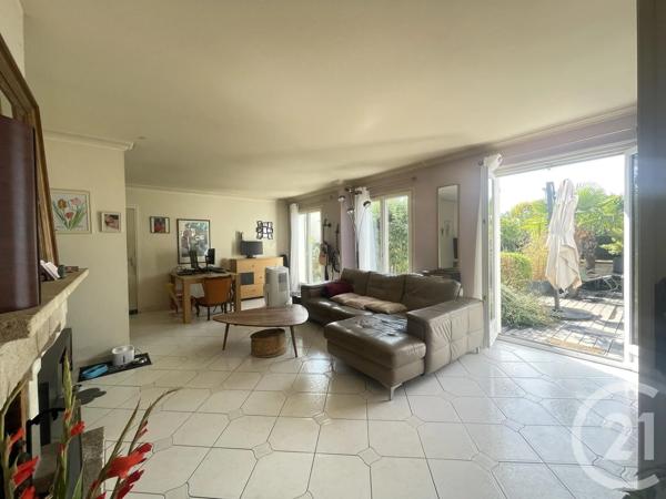Maison à vendre  4 pièces - 92 m 2   MAUREPAS  - 78