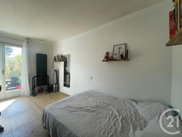 Maison à vendre  4 pièces - 92 m 2   MAUREPAS  - 78