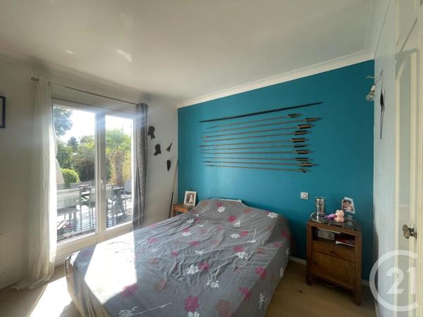 Maison à vendre  4 pièces - 92 m 2   MAUREPAS  - 78