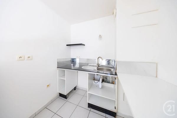 Appartement F2 à vendre  2 pièces - 39 m 2   VIGNEUX SUR SEINE  - 91