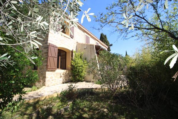 MAISON DE VILLAGE - PIERRES APPARENTES