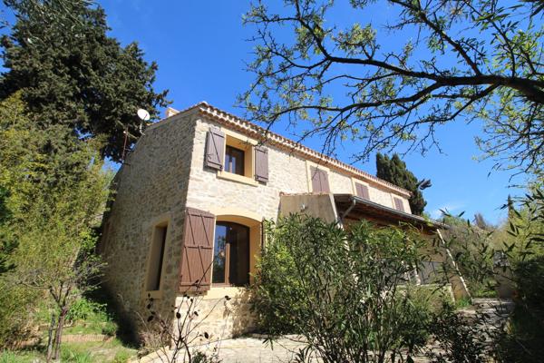 MAISON DE VILLAGE - PIERRES APPARENTES