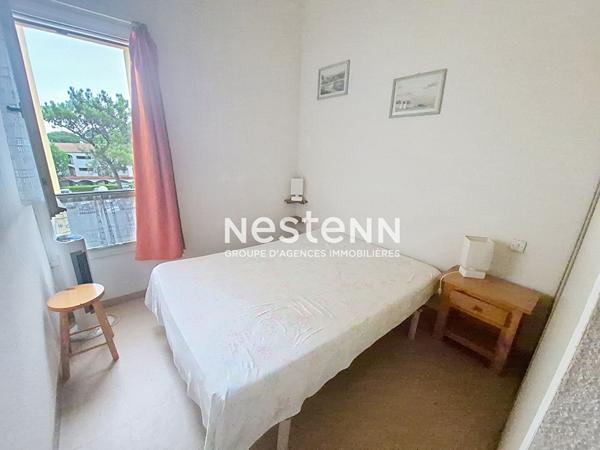 Appartement T3 avec piscine, parking et loggia / 149 000 €