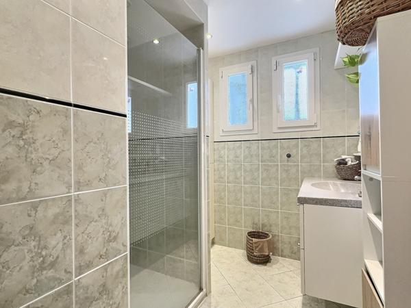 Divonne-les-Bains (01220) Maison avec appartement indépendant