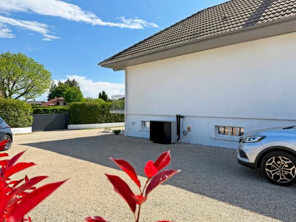 Divonne-les-Bains (01220) Maison avec appartement indépendant