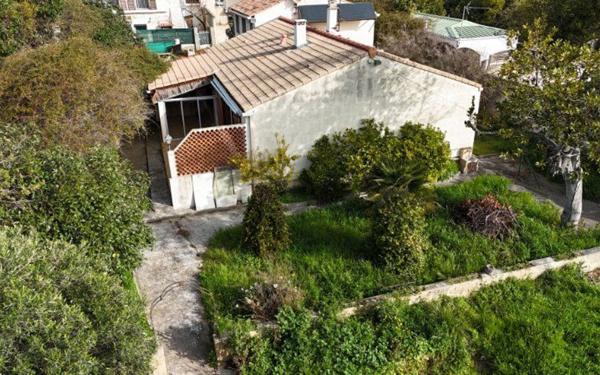 Maison à vendre    4 pièces •  Vitrolles