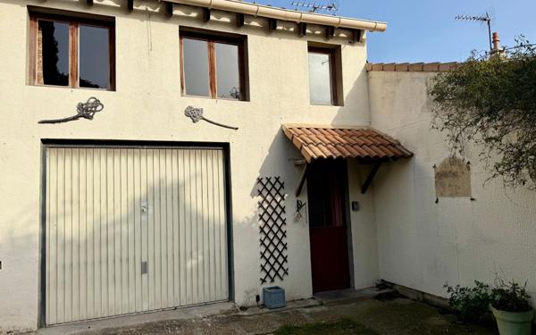 Maison à vendre    4 pièces •  Vitrolles