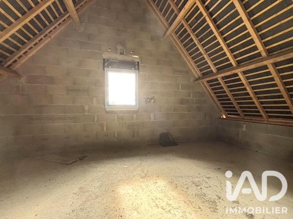 Maison à vendre 5 pièces 113,11 m² Montlouis-sur-Loire