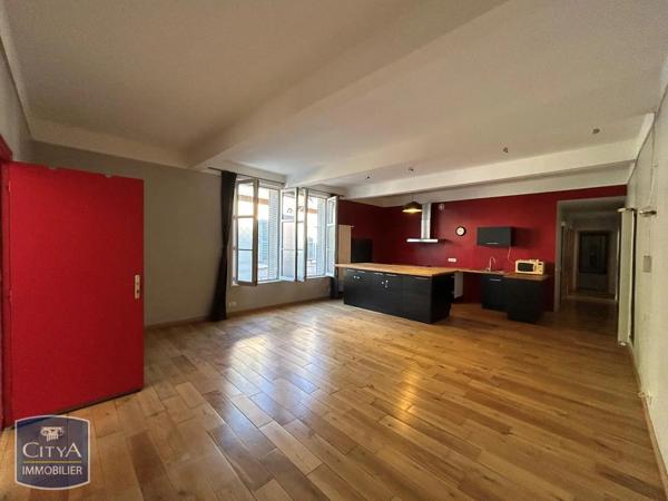 Appartement à louer 3 pièces 81.29m² Blois (41000)