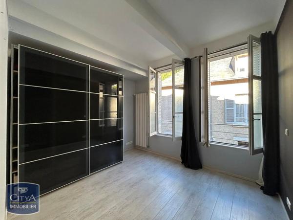 Appartement à louer 3 pièces 81.29m² Blois (41000)