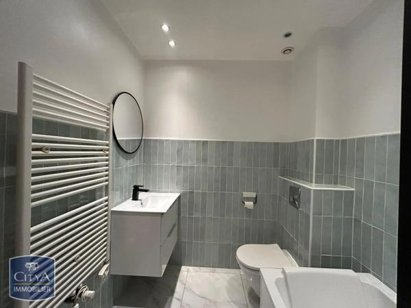Appartement à louer 3 pièces 81.29m² Blois (41000)