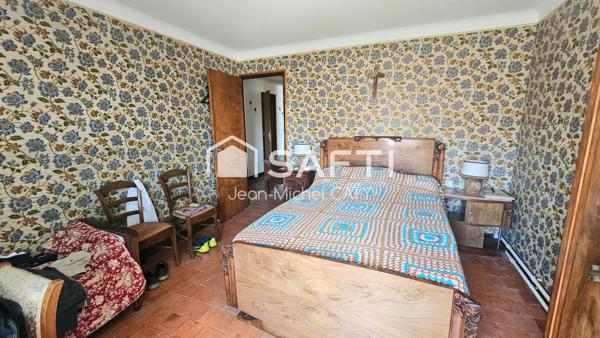 Maison de campagne avec 4 chambres, 1154 m² de terrain;