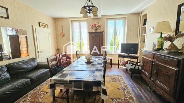 Maison de campagne avec 4 chambres, 1154 m² de terrain;