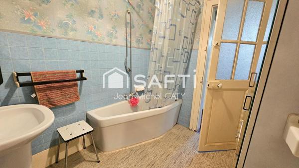 Maison de campagne avec 4 chambres, 1154 m² de terrain;