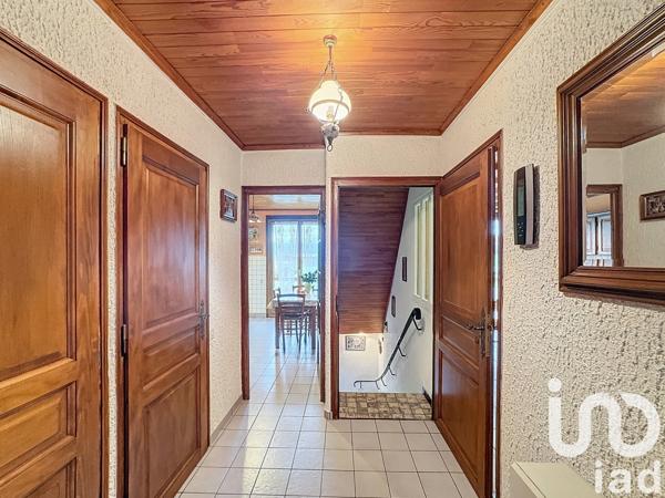 House for sale 4 rooms 105 m² Pers-Jussy