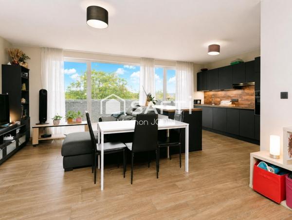 SUPERBE F3 RÉCENT AVEC BALCON & PARKING À TERVILLE