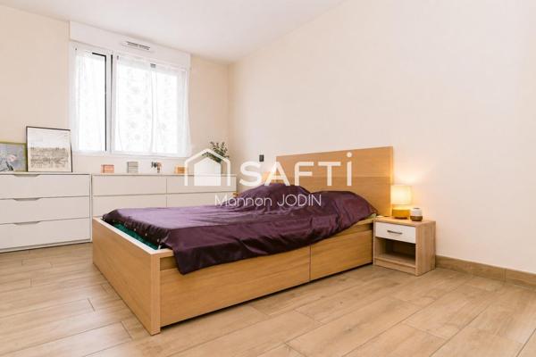 SUPERBE F3 RÉCENT AVEC BALCON & PARKING À TERVILLE