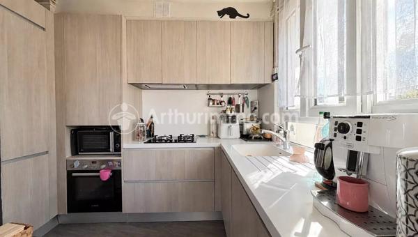 Vente                                                      Appartement
                        
                     4 pièces                      69 m2                     à Toulouse