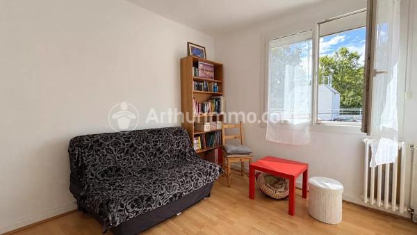 Vente                                                      Appartement
                        
                     4 pièces                      69 m2                     à Toulouse