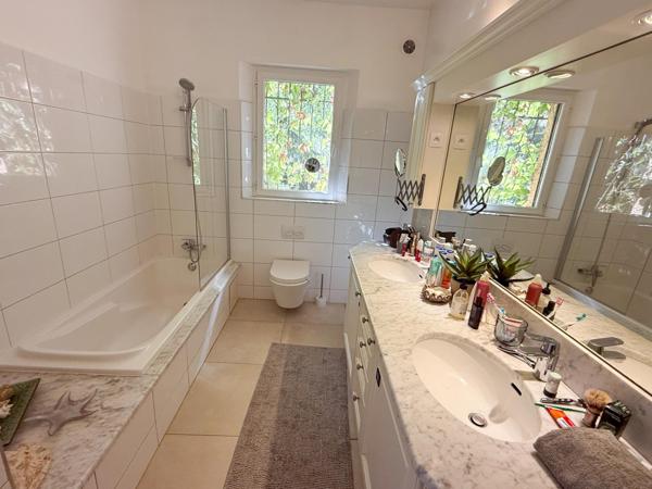 Maison à vendre  7 pièces - 140 m2 CAVALAIRE SUR MER - 83