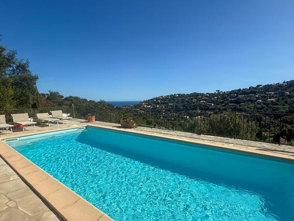 Maison à vendre  7 pièces - 140 m2 CAVALAIRE SUR MER - 83