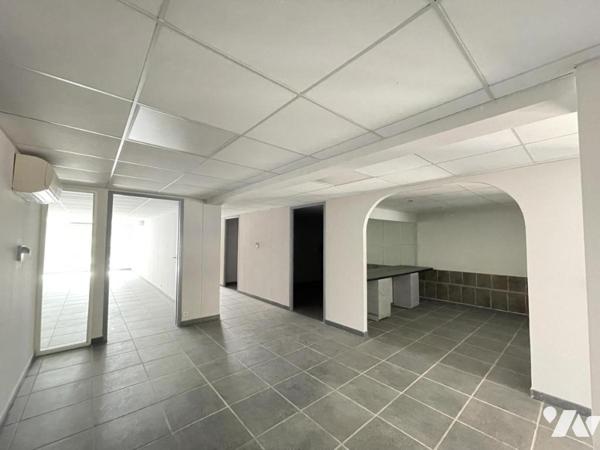 IMMEUBLE DE RAPPORT AVEC LOCAL PROFESSIONNEL ET APPARTEMENT TOIT TERRASSE